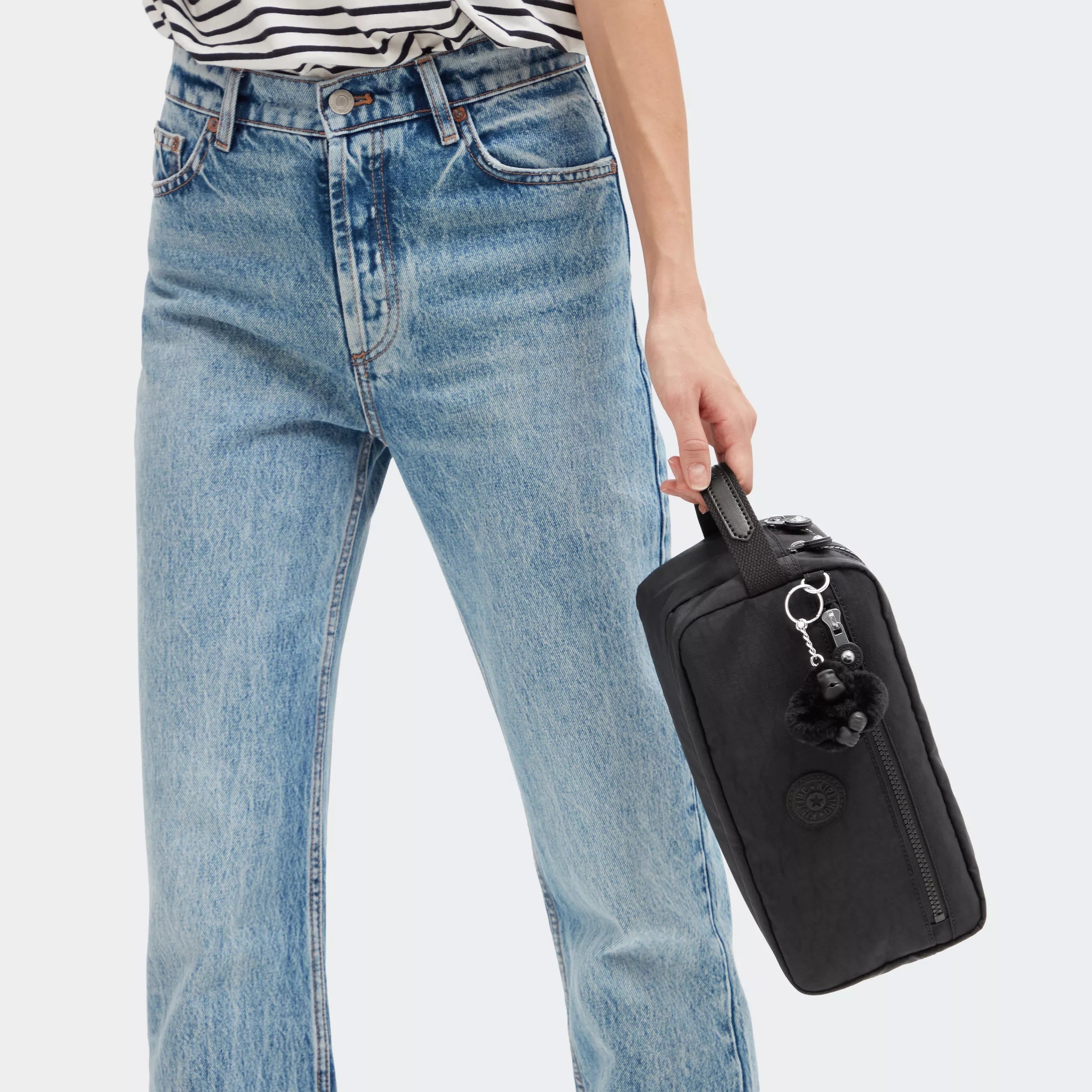 Agot Toiletry Bag - Image 2